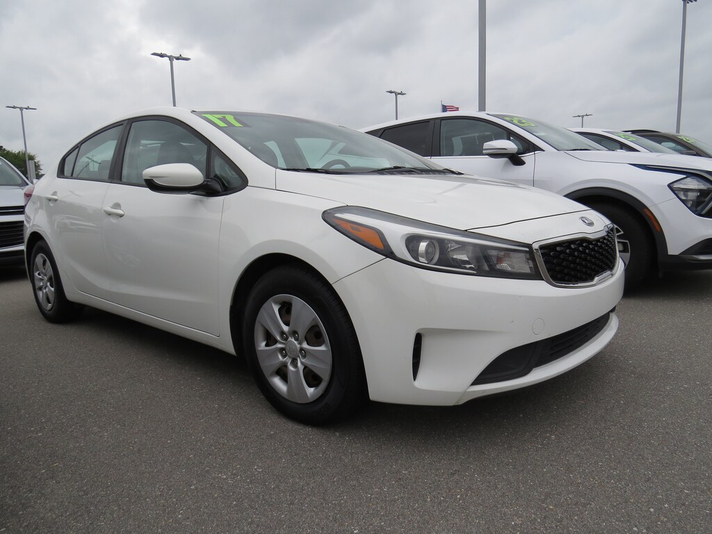 Used 2017 Kia