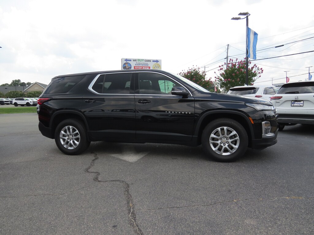 Used 2023 Chevrolet Traverse LS w/1LS SUV