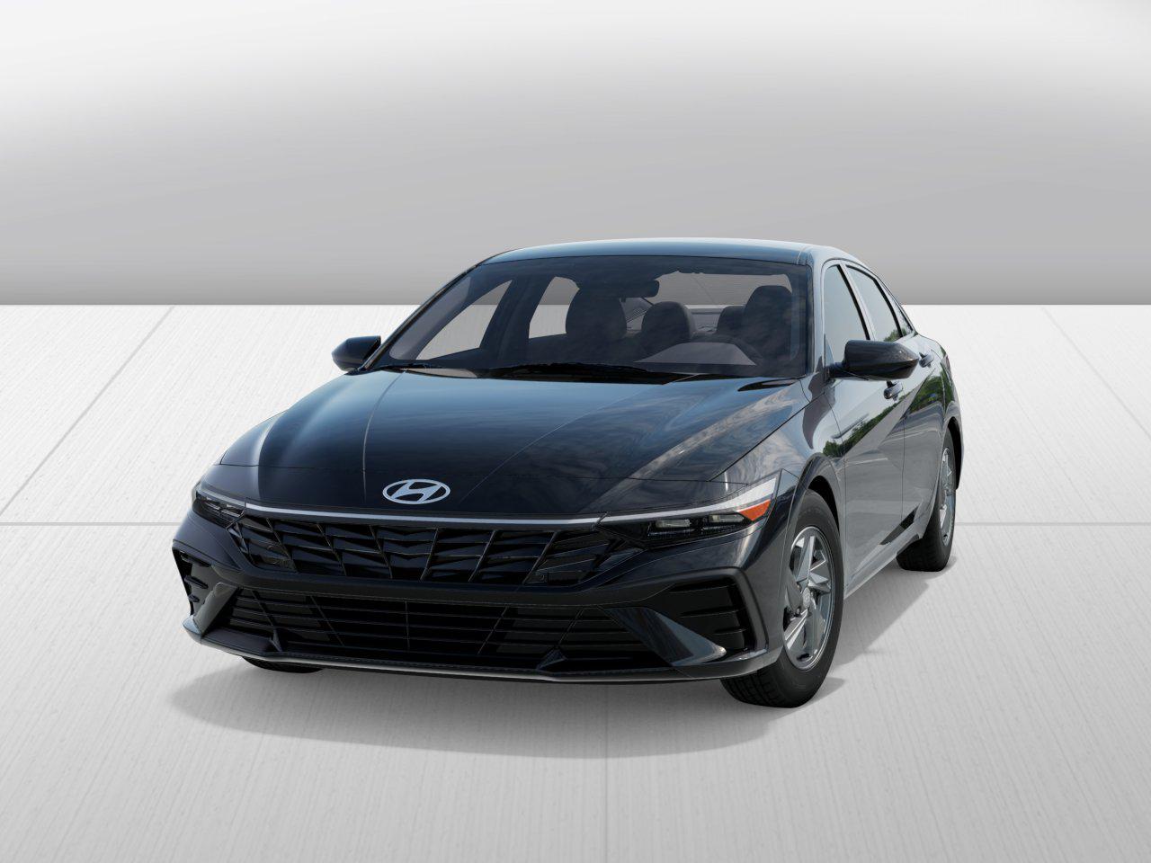 2026 Hyundai Elantra SE 4dr Car Slide 5