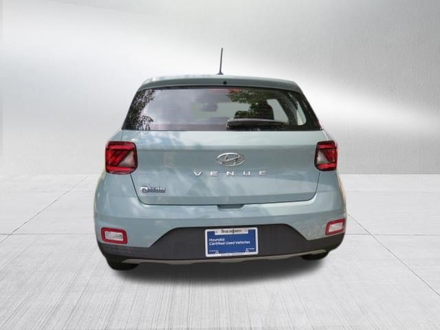 2025 Hyundai Venue SE - Photo 6