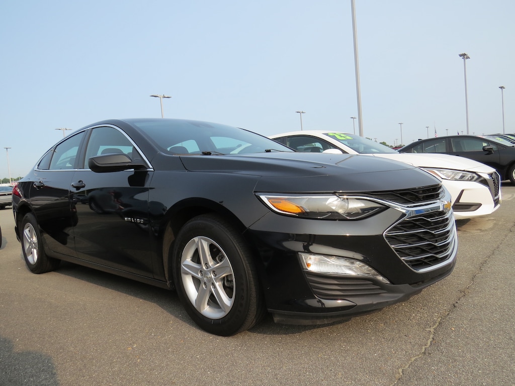 Used 2025 Chevrolet Malibu 1LT Sedan