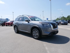 2025 Nissan Pathfinder SV SUV