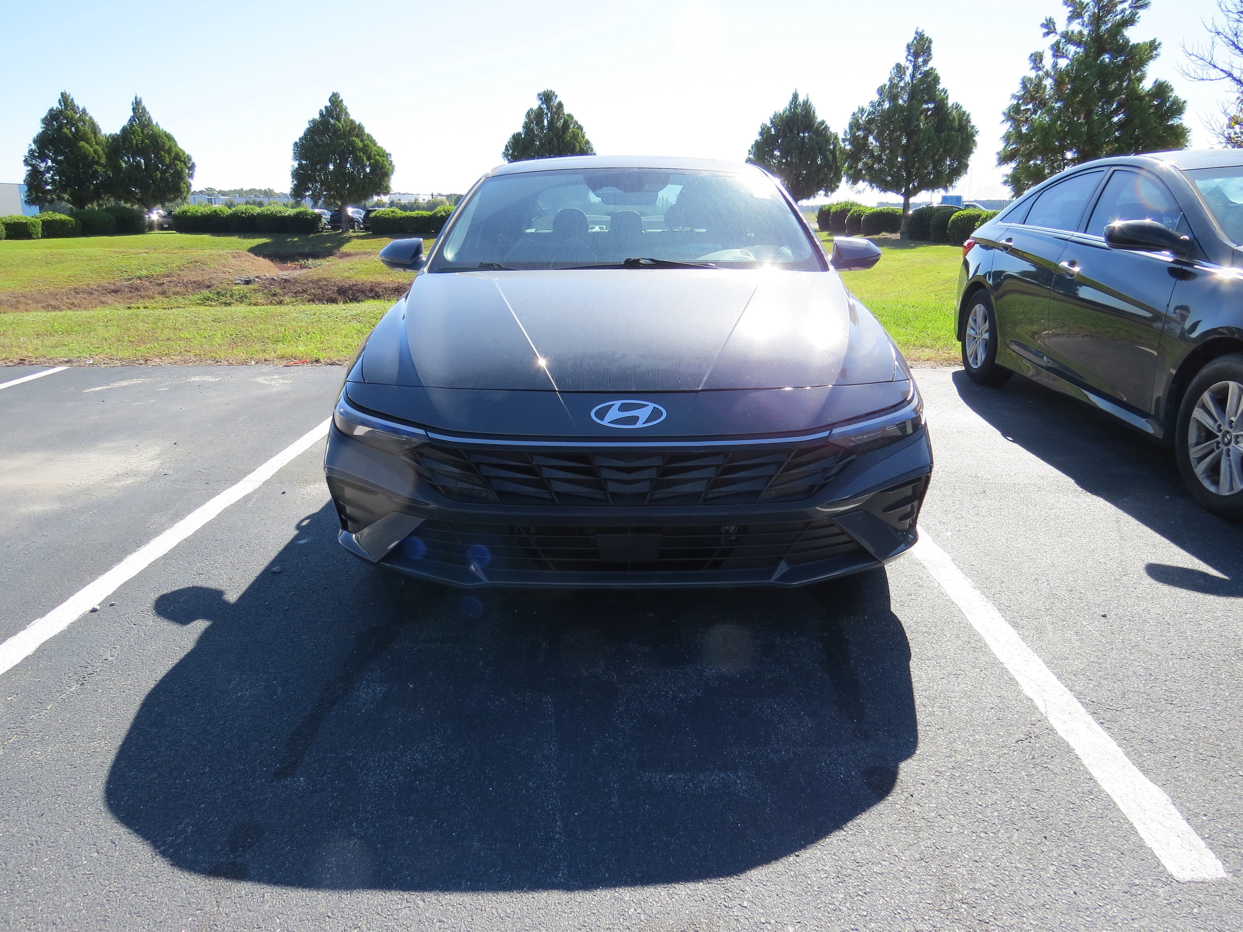 2024 Hyundai Elantra Limited - Photo 6