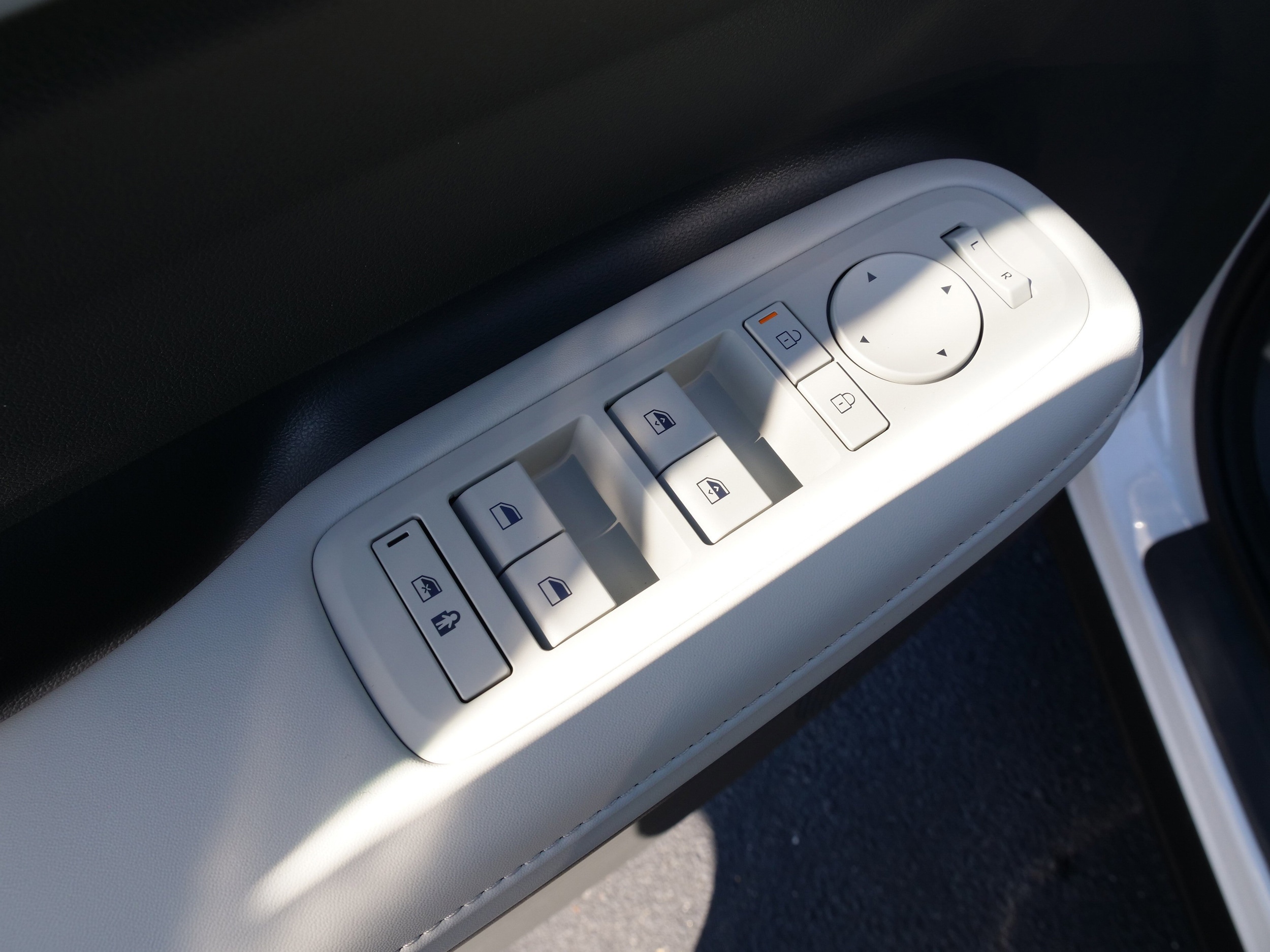 2026 Hyundai Santa Fe SEL - Photo 19