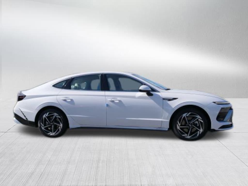 New 2026 Hyundai Sonata SEL Sport Sedan