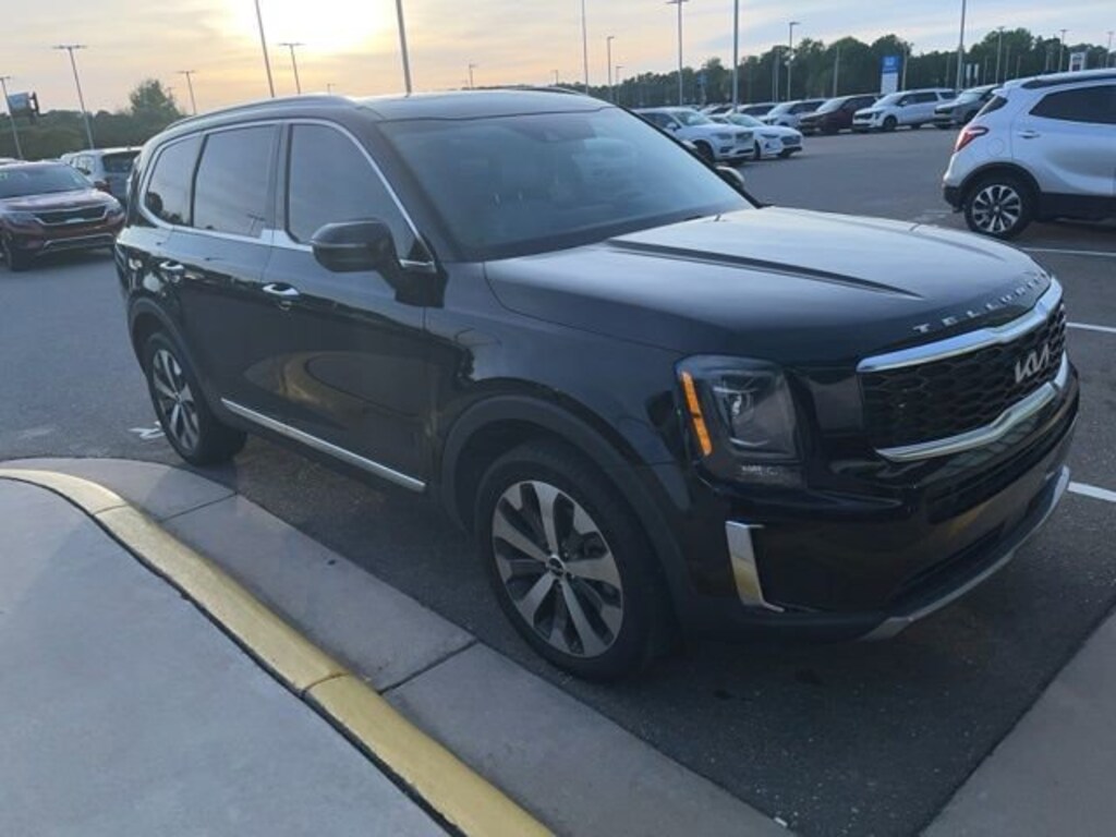 Used 2022 Kia Telluride S SUV