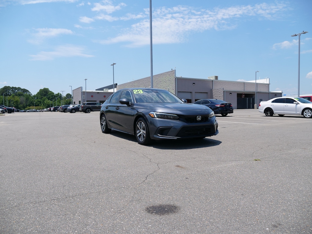 Used 2023 Honda Civic LX Hatchback