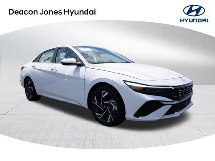 2025 Hyundai Elantra SEL Convenience Sedan