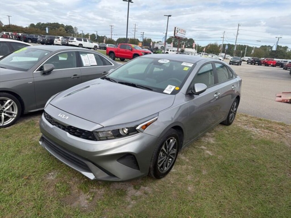 Used 2024 Kia Forte LXS Sedan