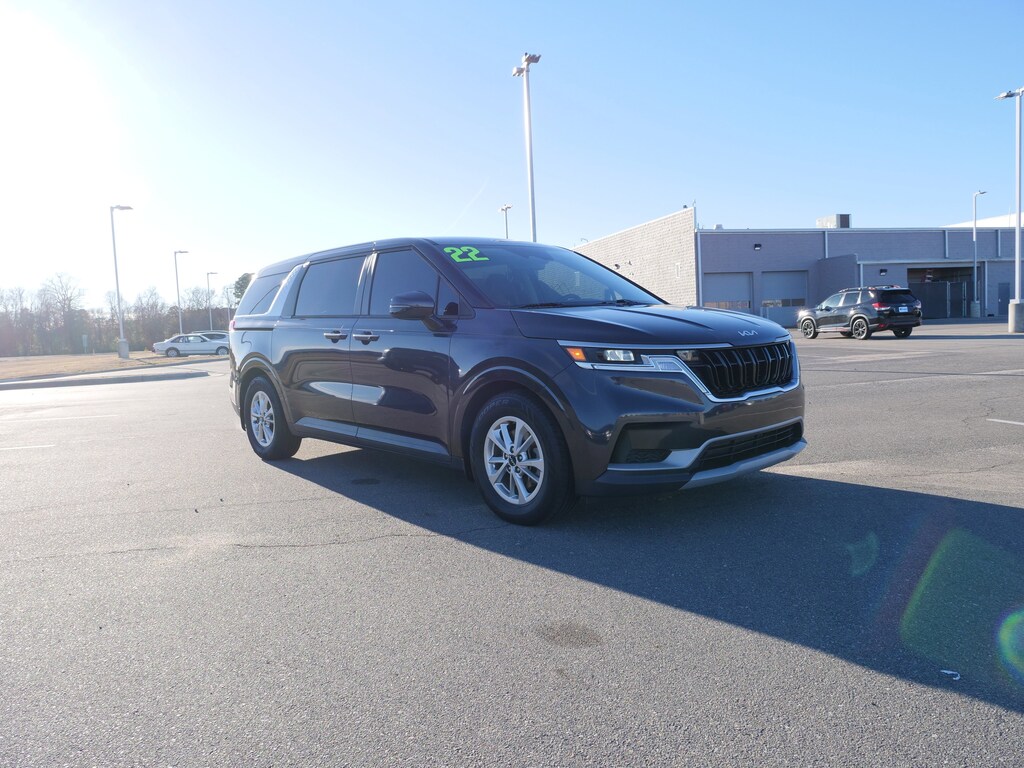 Used 2022 Kia Carnival LXS MPV