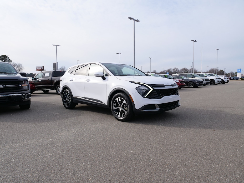 Used 2023 Kia
