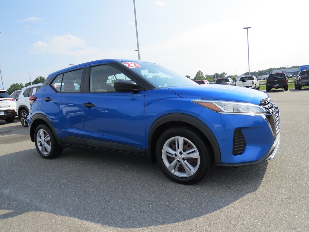 Used 2022 Nissan Kicks S SUV