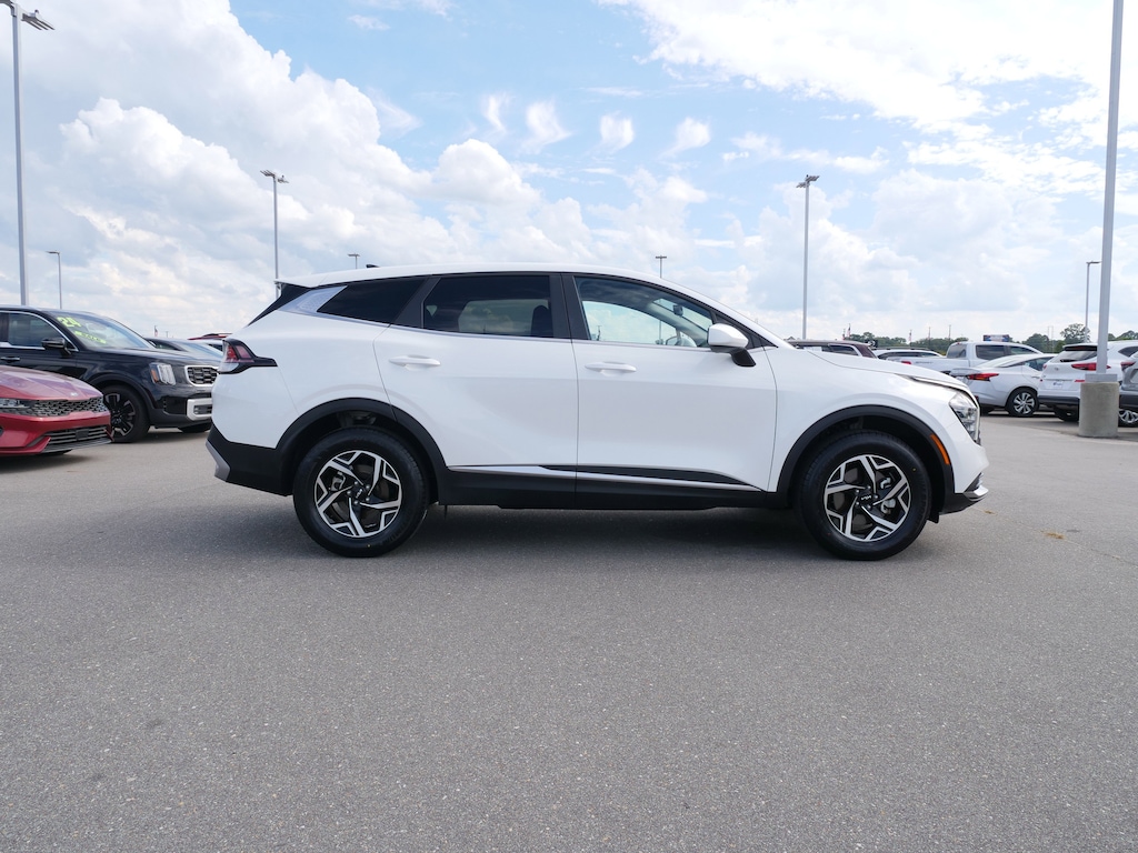 Certified 2024 Kia Sportage LX SUV