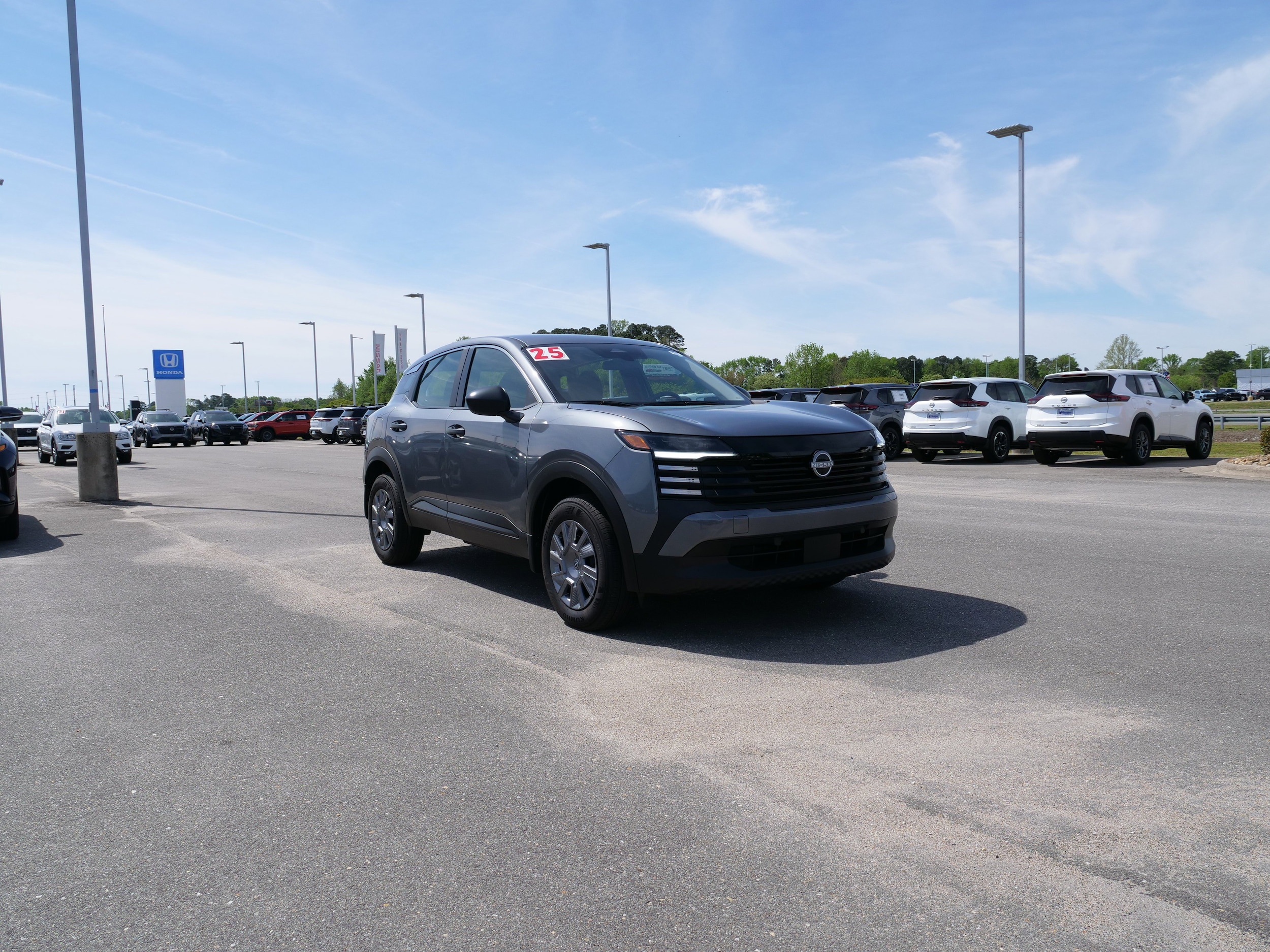 2025 Nissan Kicks S AWD