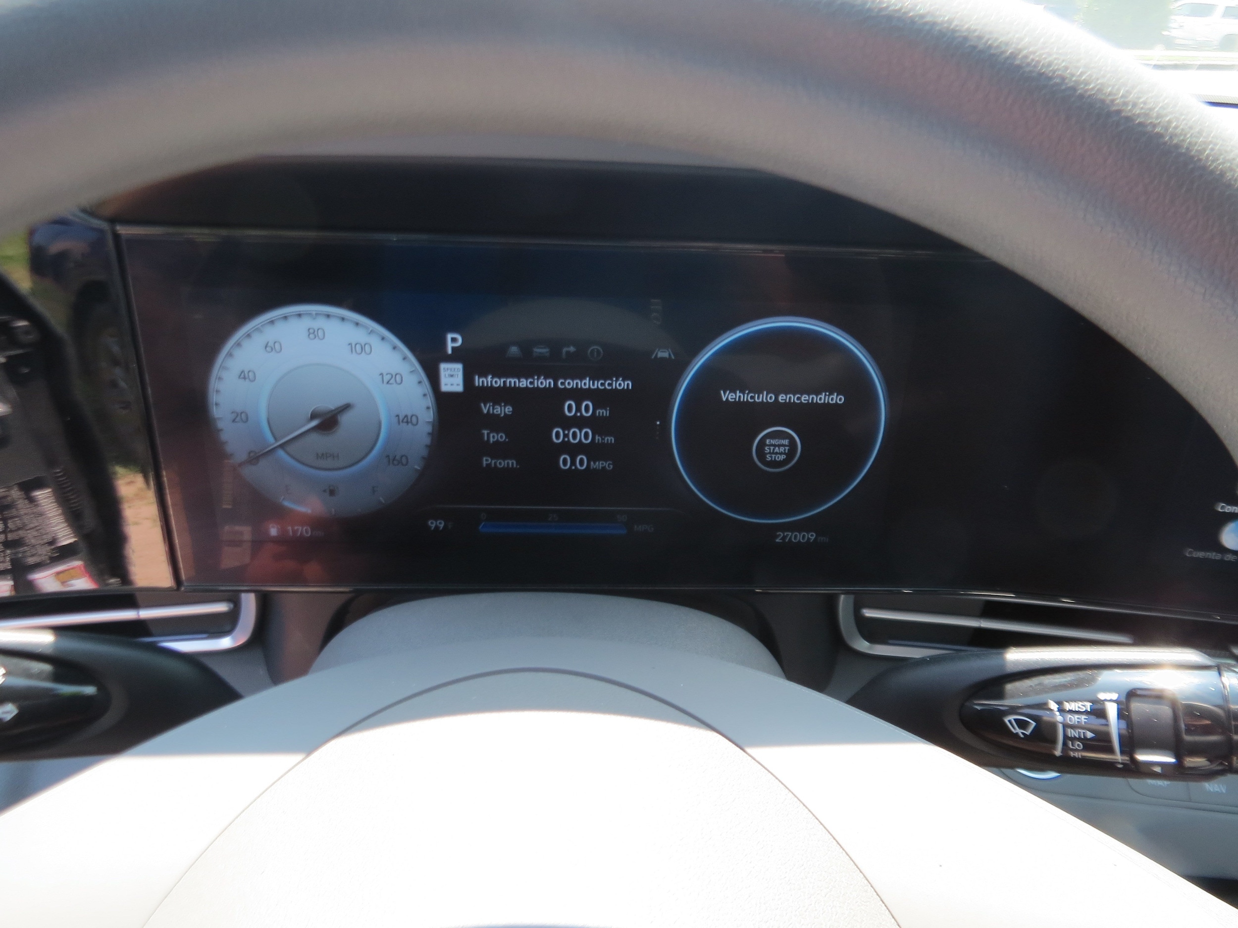 2024 Hyundai Elantra SEL - Photo 16