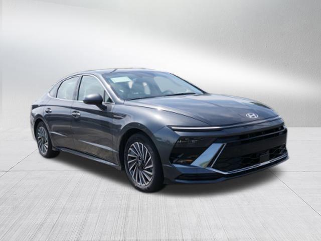 2025 Hyundai Sonata Hybrid SEL - Photo 9
