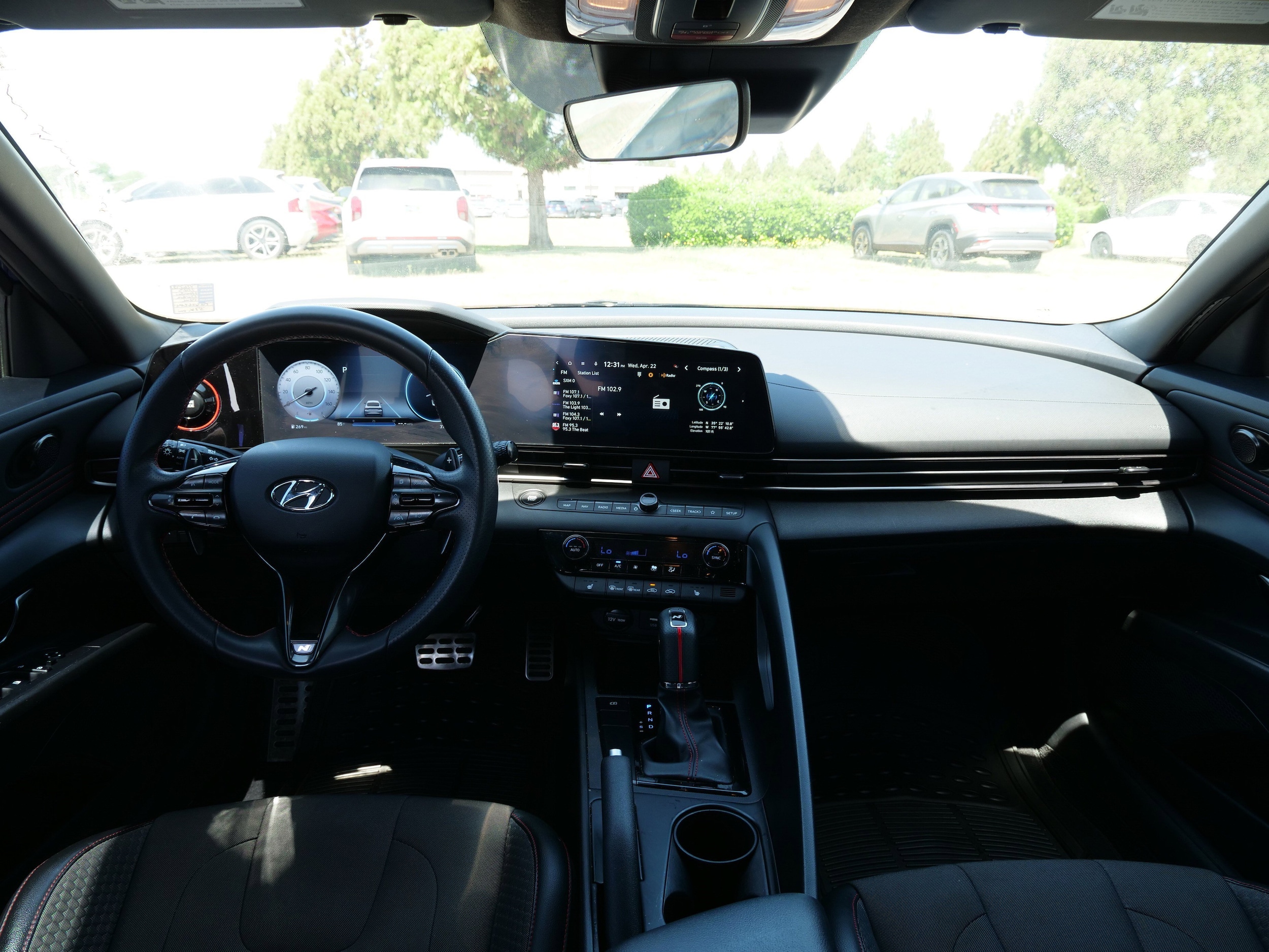 2023 Hyundai Elantra N Line - Photo 17
