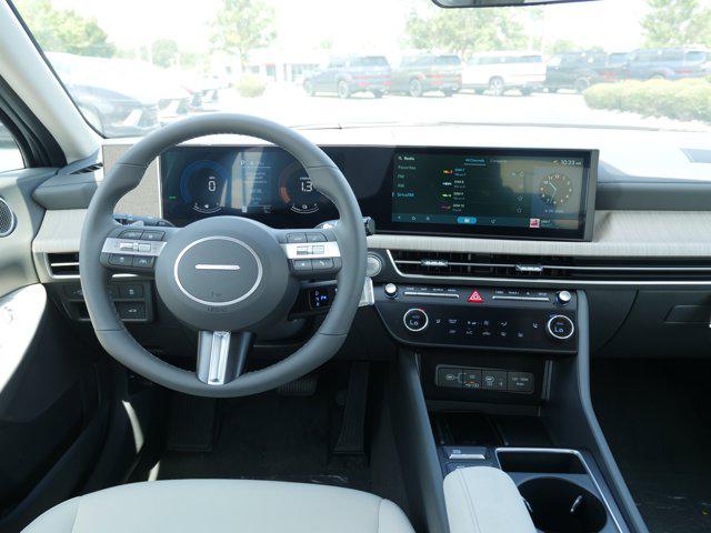 2025 Hyundai Sonata Hybrid SEL - Photo 17