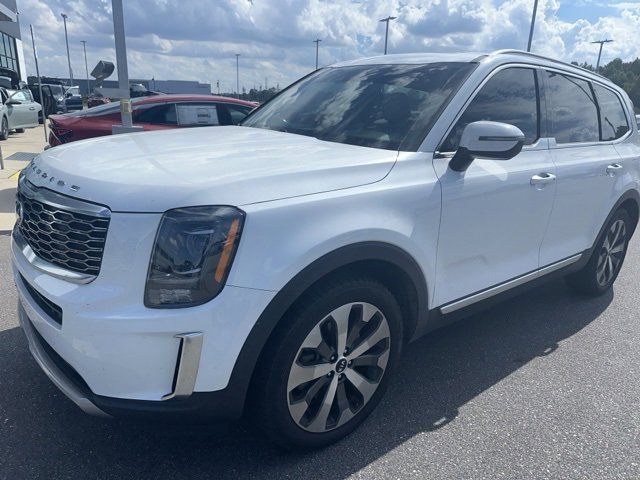 2020 Kia Telluride S photo 2
