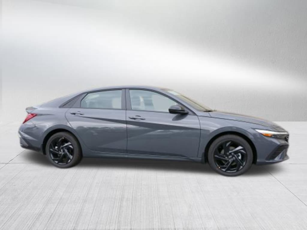 New 2026 Hyundai Elantra HEV SEL Sport Sedan