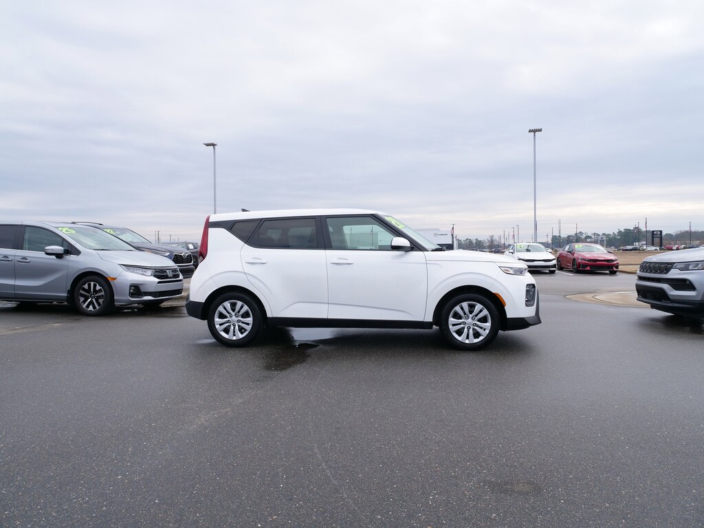 Used 2020 Kia Soul LX Hatchback