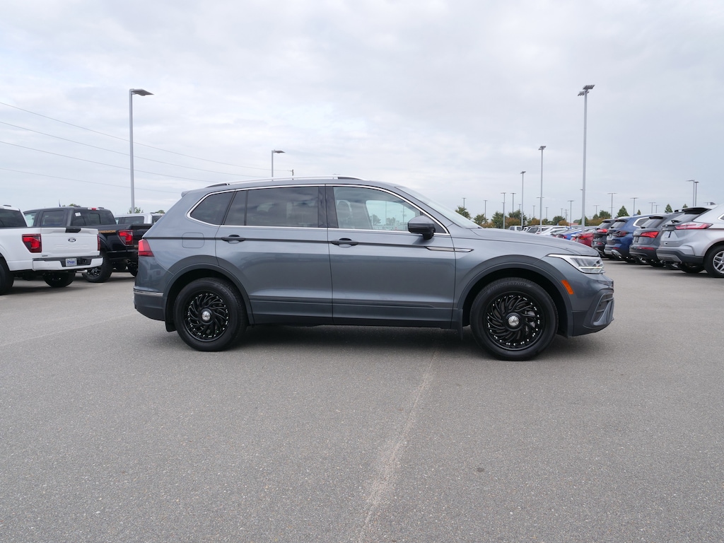 Used 2023 Volkswagen Tiguan 2.0T SE SUV