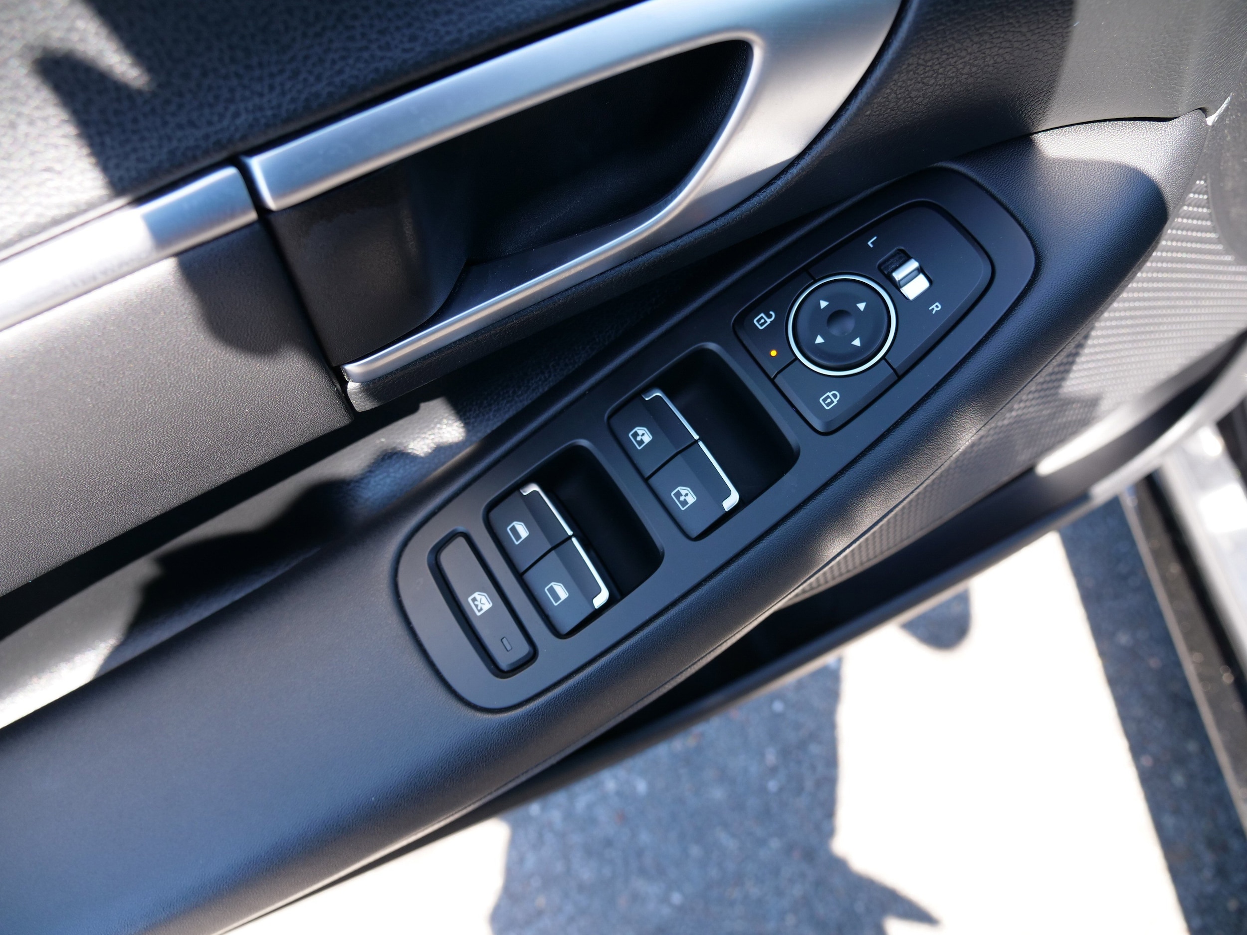2024 Hyundai Sonata SEL - Photo 16