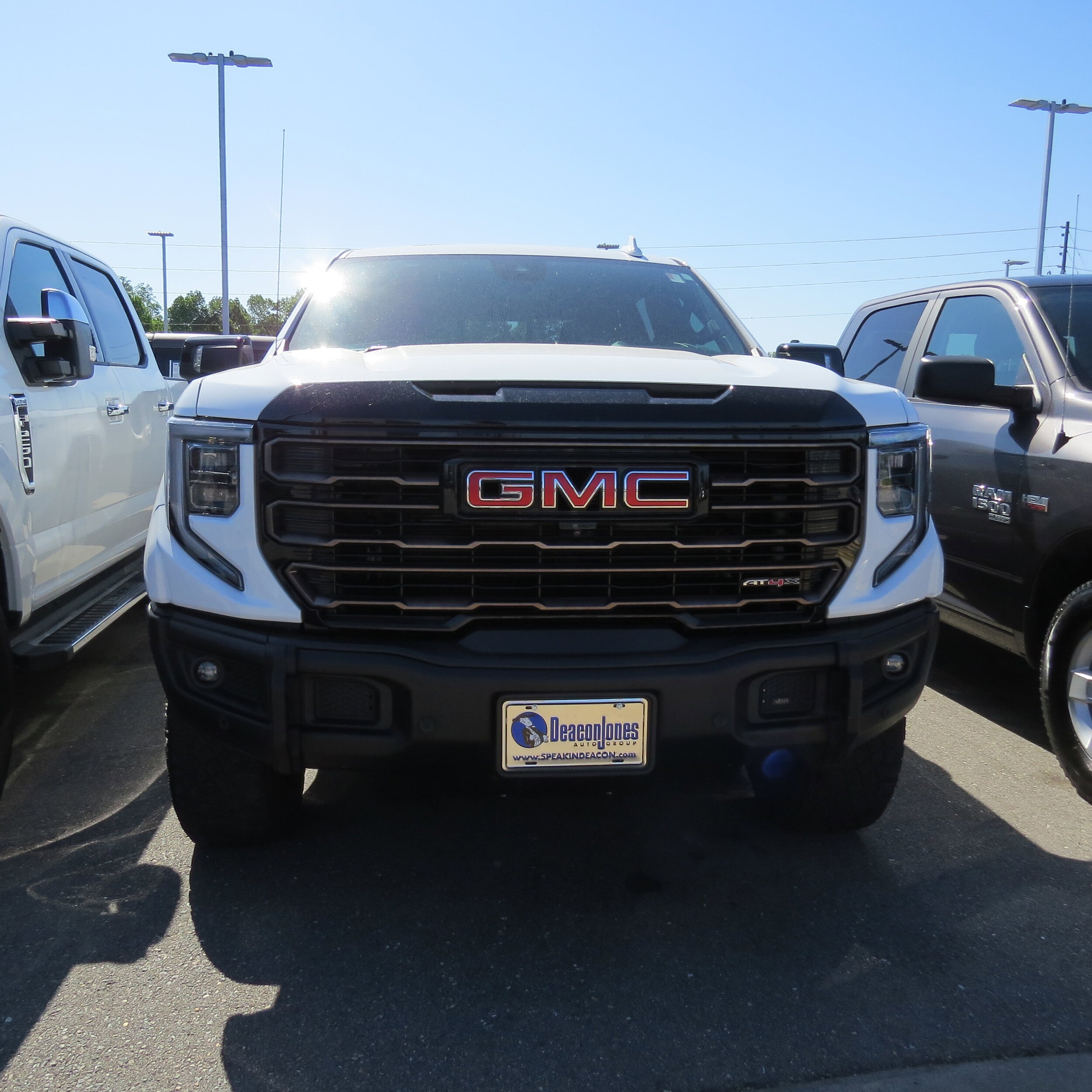 2023 Gmc Sierra 1500 AT4X photo 2