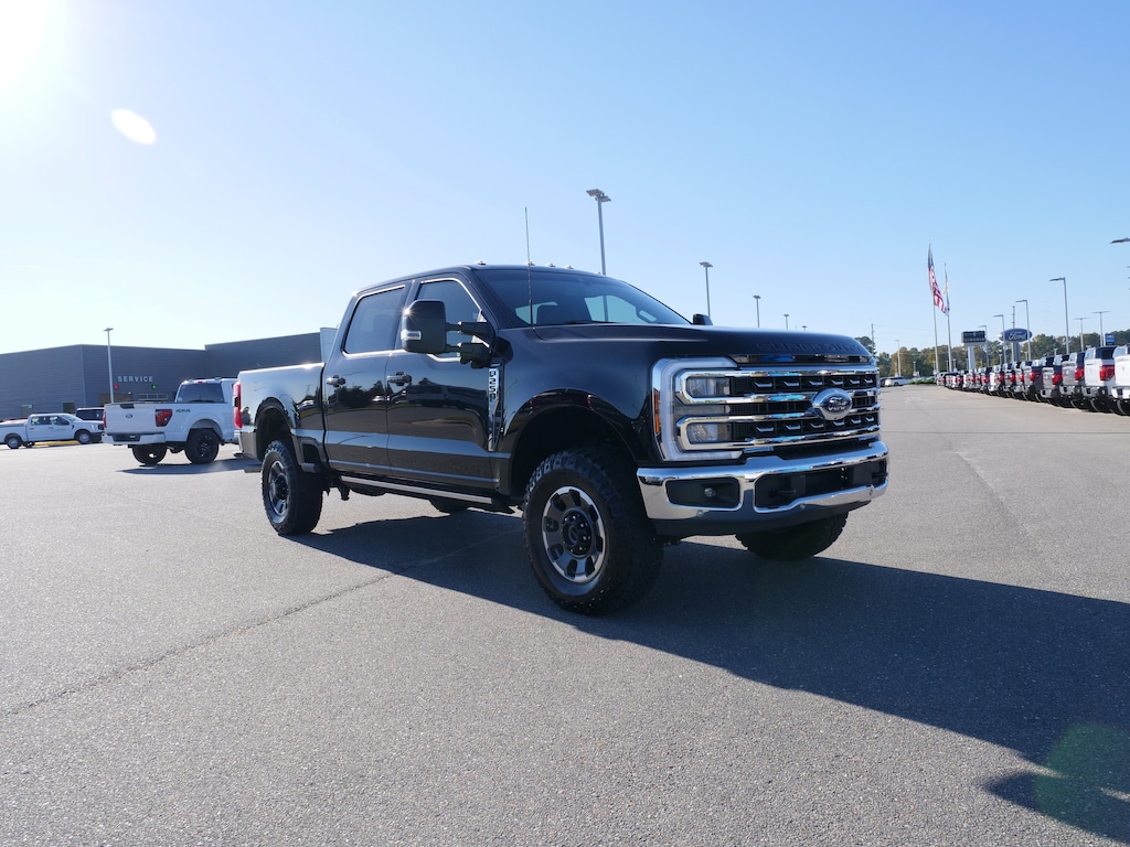 Used 2024 Ford F-250  Truck Crew Cab
