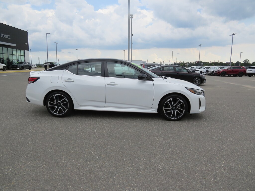 Used 2025 Nissan Sentra SR Sedan