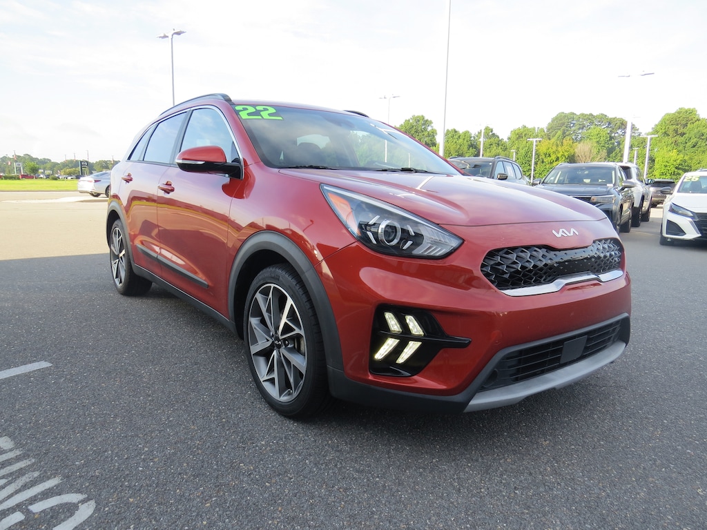 Certified 2022 Kia Niro Touring SE SUV