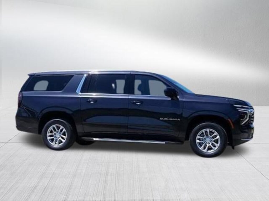 Used 2025 Chevrolet Suburban LT SUV