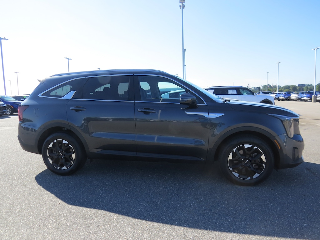 Certified 2024 Kia Sorento S SUV