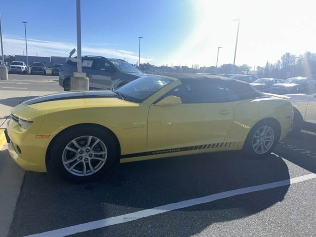 Used 2015 Chevrolet Camaro LT w/1LT Convertible