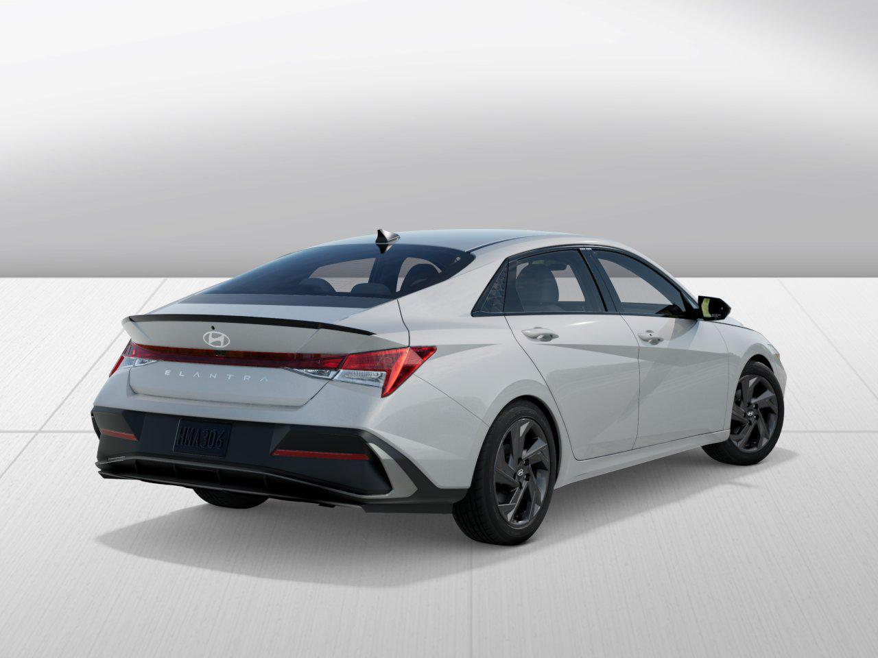 2026 Hyundai Elantra SEL SPORT PLUS 4dr Car Slide 3