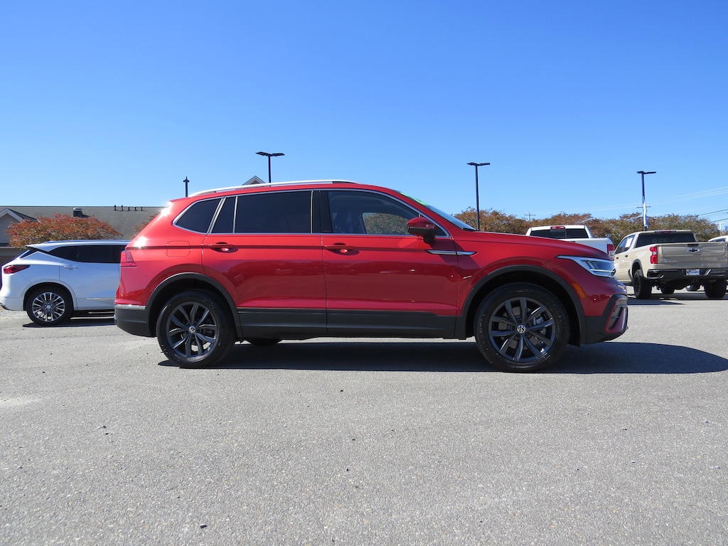 Used 2022 Volkswagen Tiguan 2.0T SE SUV