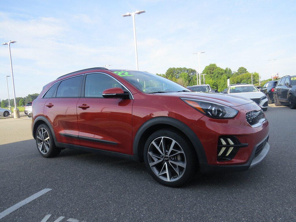 Certified 2022 Kia Niro Touring SE SUV