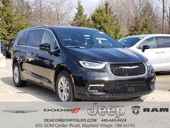 2026 Chrysler Pacifica Limited Minivan/Van