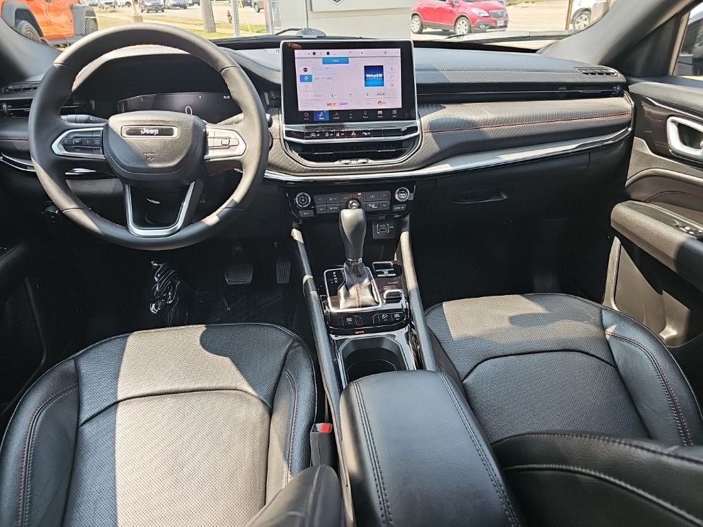 Certified 2025 Jeep Compass Trailhawk SUV