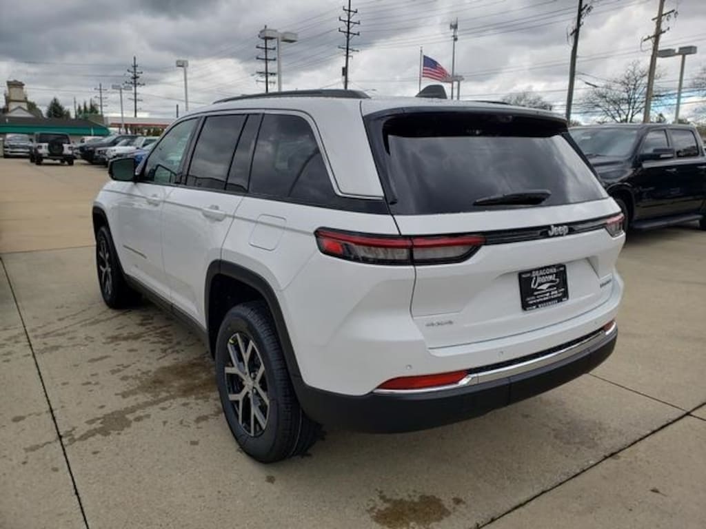 New 2025 Jeep Grand Cherokee Limited SUV