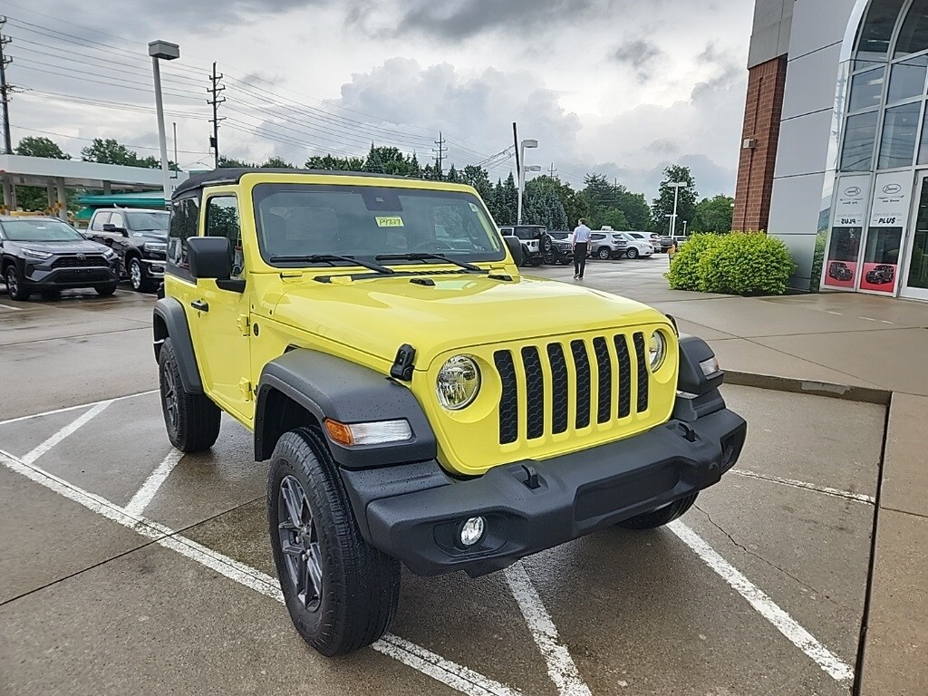 2024 Jeep Wrangler Sport S photo 3