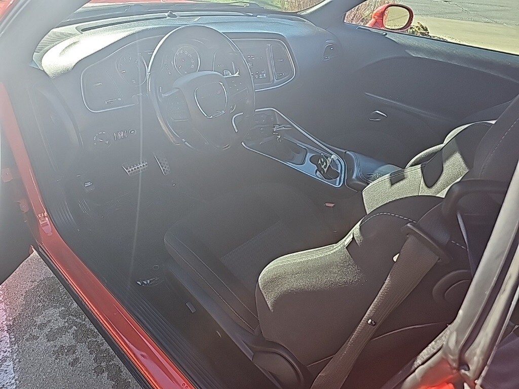 2022 Dodge Challenger R/T photo 2