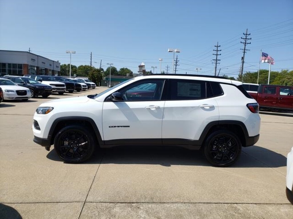 New 2025 Jeep Compass Latitude SUV