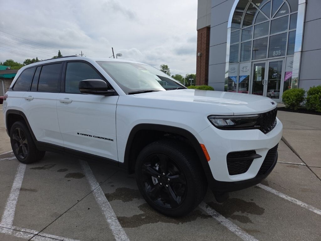 Certified 2024 Jeep Grand Cherokee Altitude X SUV