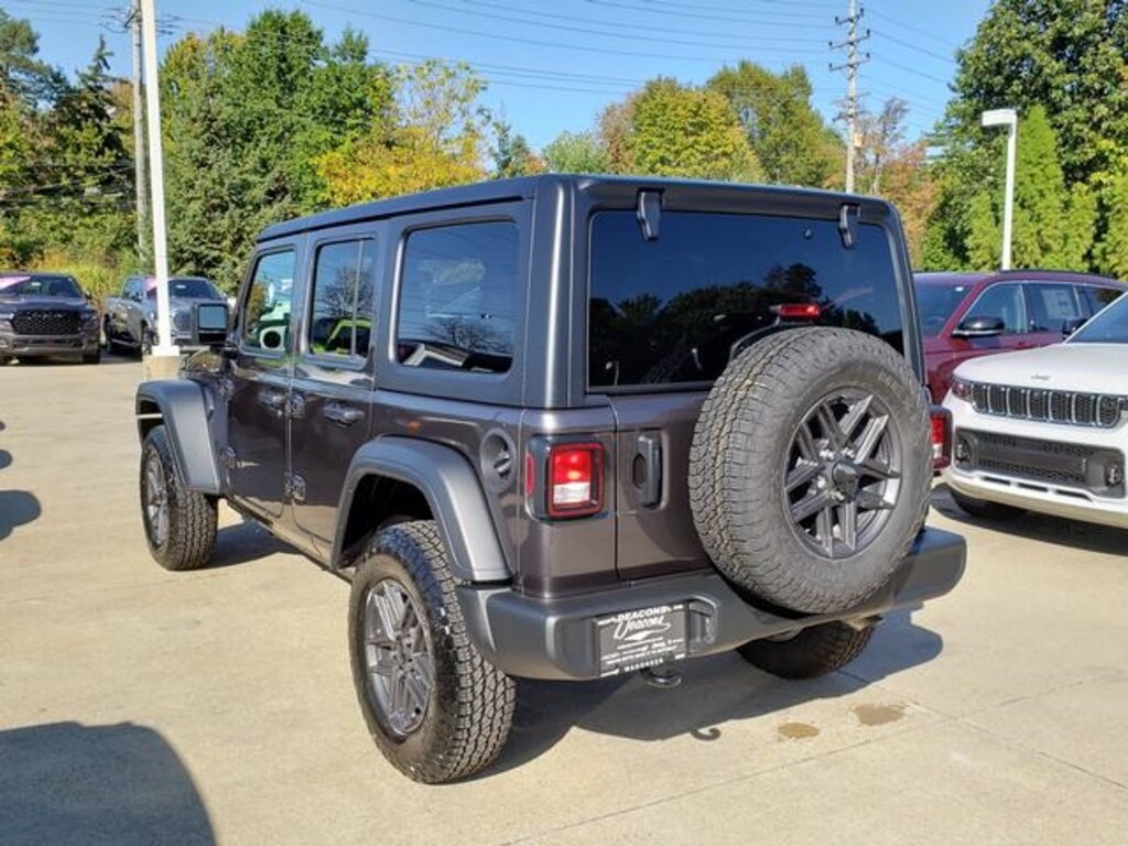 New 2026 Jeep Wrangler Sport S SoftTop