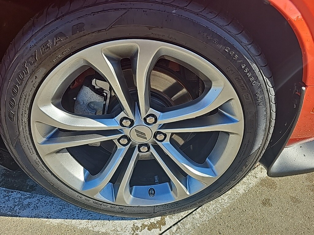 2022 Dodge Challenger R/T photo 3