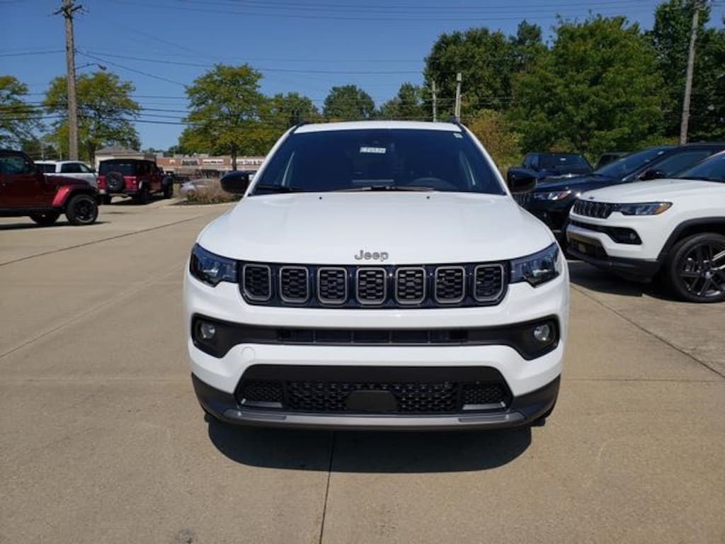 New 2025 Jeep Compass Latitude SUV