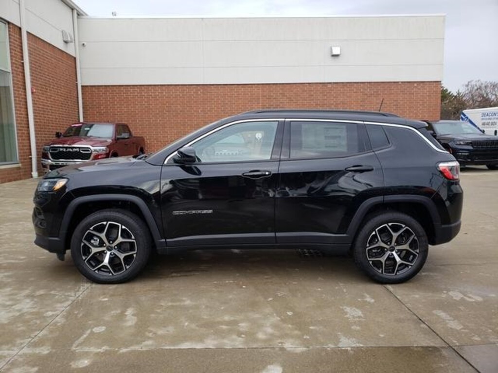 New 2026 Jeep Compass Limited SUV