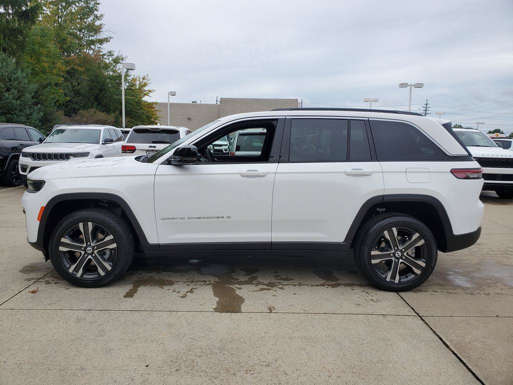 New 2027 Jeep Grand Cherokee