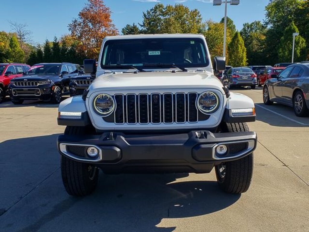 New 2026 Jeep Wrangler Sahara SoftTop